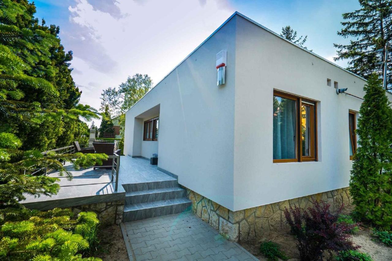 Apartments In Siofok/Balaton 19832 المظهر الخارجي الصورة